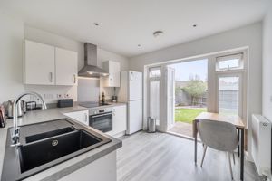 Kitchen- click for photo gallery